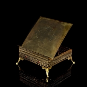 Atril de altar de latón dorado, s.XIX-XX