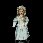 Muñeca de porcelana de la SFBJ, Talla 11, París, Francia, c. 1910-1920.
