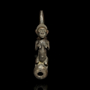 Pipa ceremonial femenina, R.D. del Congo, s.XX