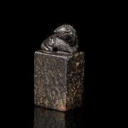 Sello de piedra tallada 