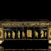 Chinese lacquered wooden game box, late 19th century