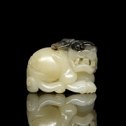 Carved jade figure ‘Beast with bat’, Qing dynasty