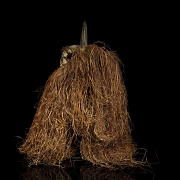 Máscara Kifwebe Songye con Traje de Rafia, R.D. del Congo, s.XX
