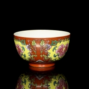 Cuenco de porcelana esmaltada