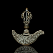 Elemento de ritual de bronce 