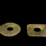 Two Hongshan-style jade pendants - 5