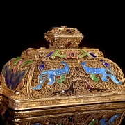 Incensario de jade blanco Hetian, plata y esmaltes, dinastía Qing