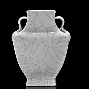 Jarrón cuadrangular 