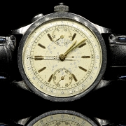 Extraordinary prototype Omega wrist chronograph, Calibre 33.3 CHRO T1-T2