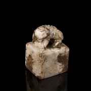 Small jade seal ‘Beast’, Ming dynasty