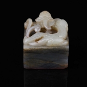 Sello de jade gris y blanco