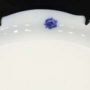 基尔英国瓷托盘，W.H. Grindley 作品。19 世纪。