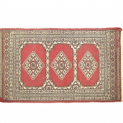 Pair of small Persian-style carpets, 20th century - 3