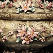 Capodimonte porcelain ‘Pair of soup tureens’, 20th century - 17