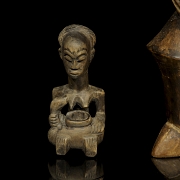 Tres tallas de madera tradicionales del arte tribal africano, s.XX