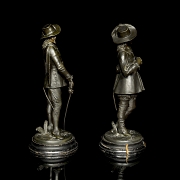 Pareja figuras de bronce 