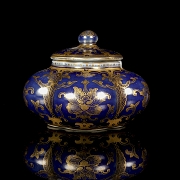 Small porcelain water container ‘Lotus’, with Qianlong mark