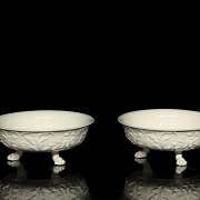 两只瓷碗，20世纪