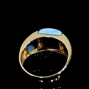 Anillo de oro amarillo de 18K con turquesas