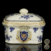 Caja de porcelana