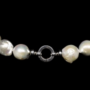 Collar de perlas barrocas australianas