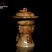 Lámpara de aceite de jade amarillo, periodo Reinos Combatientes