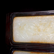 Reposa pinceles de jade de Hetian y madera, dinastía Qing