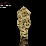 Carved jade plaque “Dragon and phoenix,” Han dynasty
