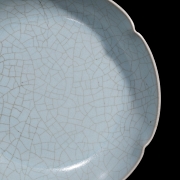 Plato de cerámica lobulada con esmalte celadón, horno Ru, dinastía Song