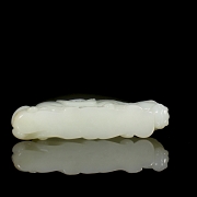 White Hetian jade figure “Horse,” Qing dynasty