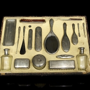 Juego de tocador de plata, ffs. s.XIX