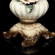 Capodimonte porcelain ‘Vase with appliqué’, 20th century - 13