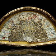 Abanico de nácar on escena palaciega, s.XX