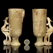 Copas rituales de jade blanco tallado 