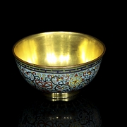 Cuenco de bronce con esmalte cloisonné, dinastía Qing