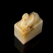 Hetian jade seal ‘Camel’, Qing dynasty