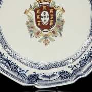 Plato de porcelana