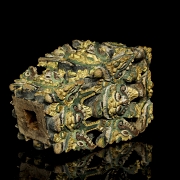 Base de pilar de madera policromada