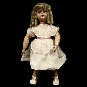 Muñeca articulada de composición, Europa, med. s.XX