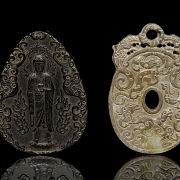 一对雕刻牌匾，题为《神与龙》，20世纪 - 1