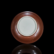 Pareja de platos de porcelana esmaltada, dinastía Ming