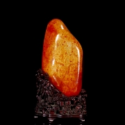 Piedra de jade tallado 