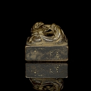 Bronze seal 