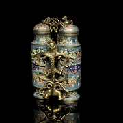 Doble jarrón de bronce dorado con esmalte cloisonné 