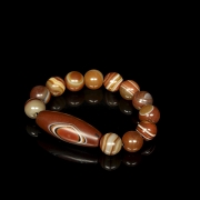 Pulsera de Dzi y cuentas de ágata, dinastía Liao