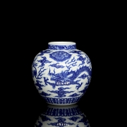 Blue and white enamel porcelain vase “Dragon”, with Guangxu seal - 2