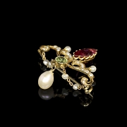 Broche-colgante de oro amarillo con turmalina, peridoto y perlas