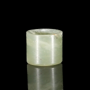 Carved cladon jade ring, Qing dynasty