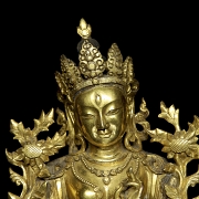 Estatua de bronce dorado 