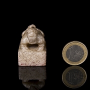 Carved jade seal ‘Mythical Beast’, Ming dynasty